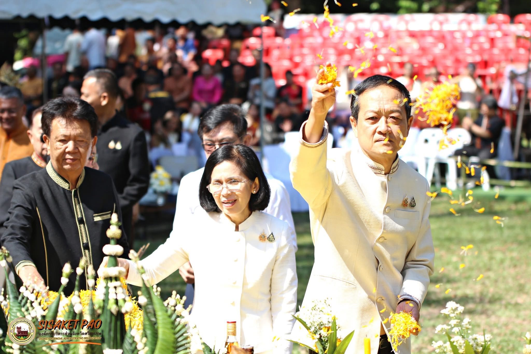 เบิกฤกษ์! ศรีสะเกษบวงสรวงใหญ่ &lsquo;ดอกลำดวนบาน&rsquo; สืบสานประเพณี 4 เผ่าไท-โชว์ตระการตา &lsquo;กำเนิดเทวราชา&rsquo;